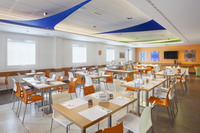 Holiday Inn Express Bergamo West Holiday Inn Express Bergamo West Restaurants & bars